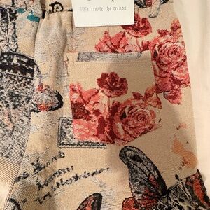 Floral Patterned Relaxed Fit Jeans